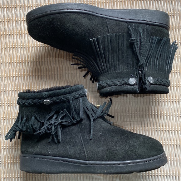 Minnetonka Fringe Ankle Boot - Picture 2 of 10